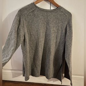 grey sweater